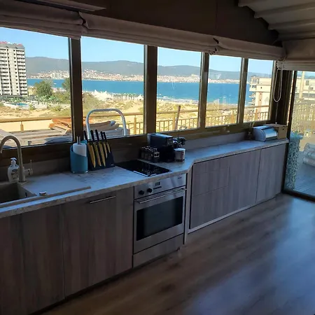 Sea View Luxury Penthouse *